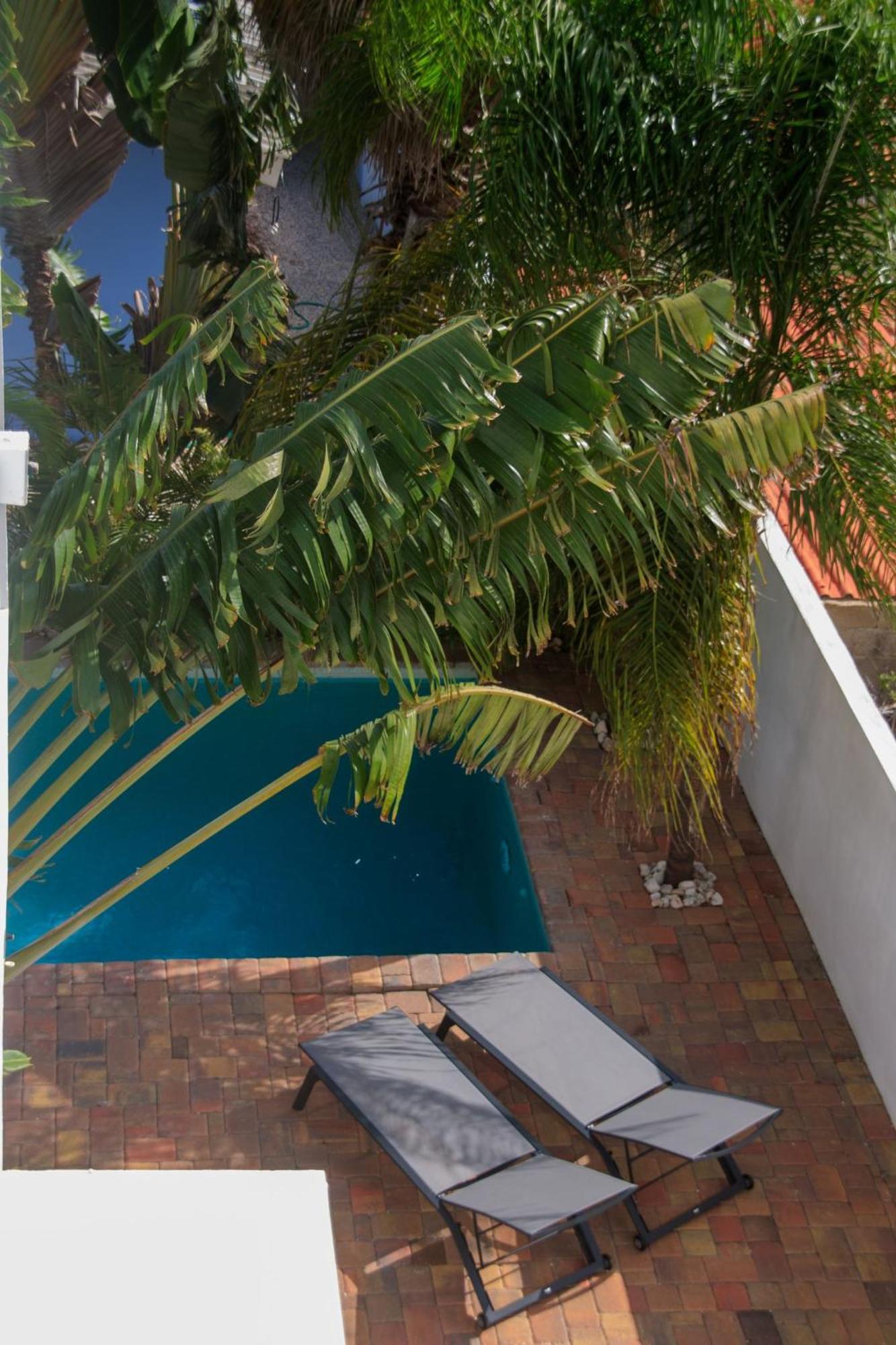 Major. Suites Curacao Вилемстад Екстериор снимка